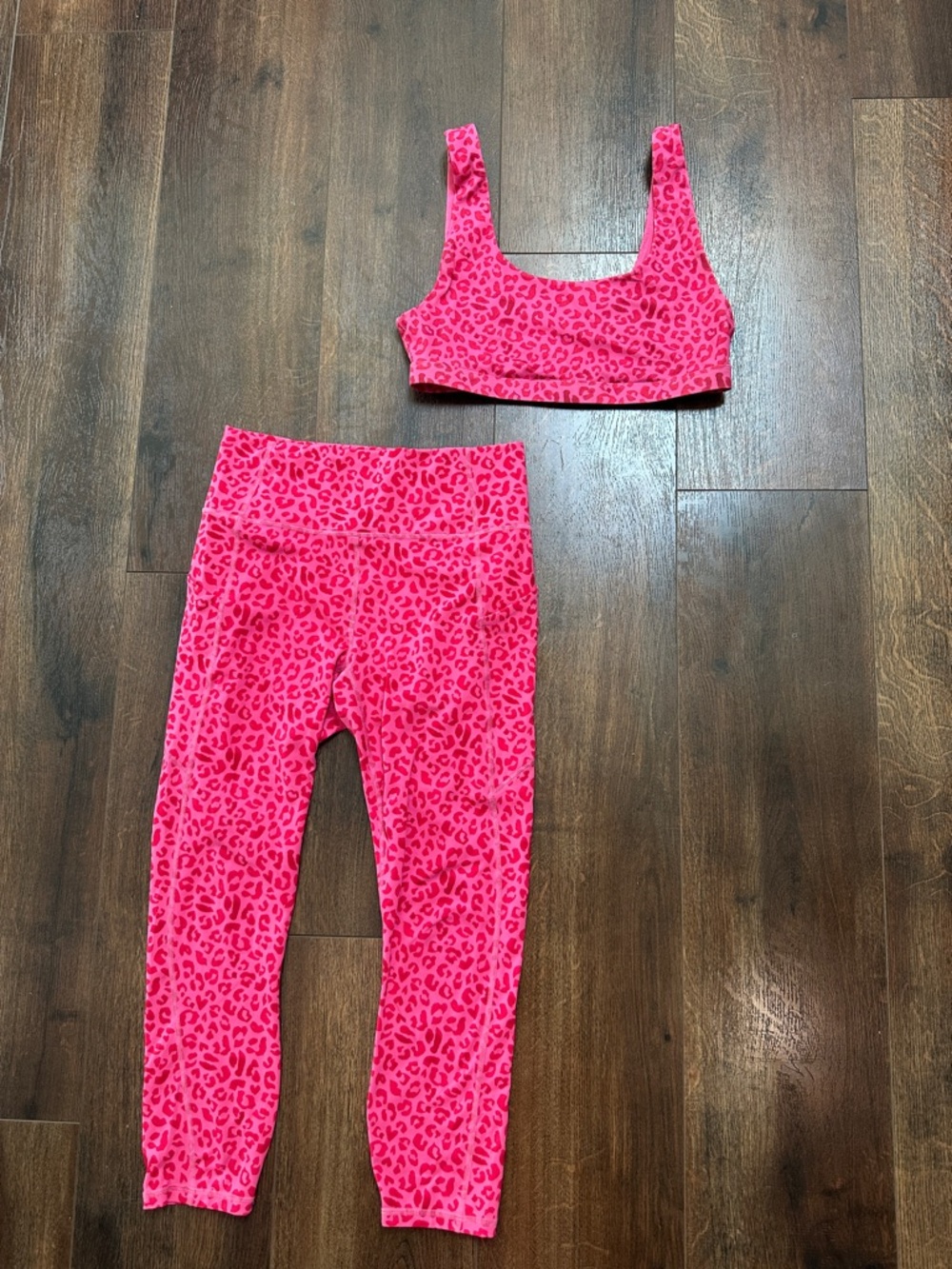 Fabletics Neon Pink Leopard Print Sports Bra & Leggings Set